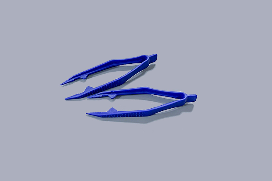 Pincettes en plastique jetables